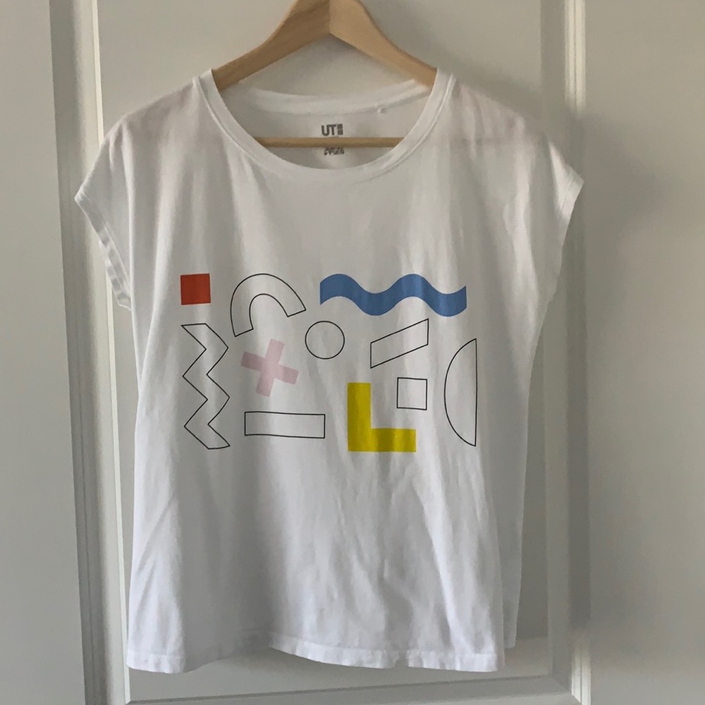 Geometric shape Uniqlo tee
